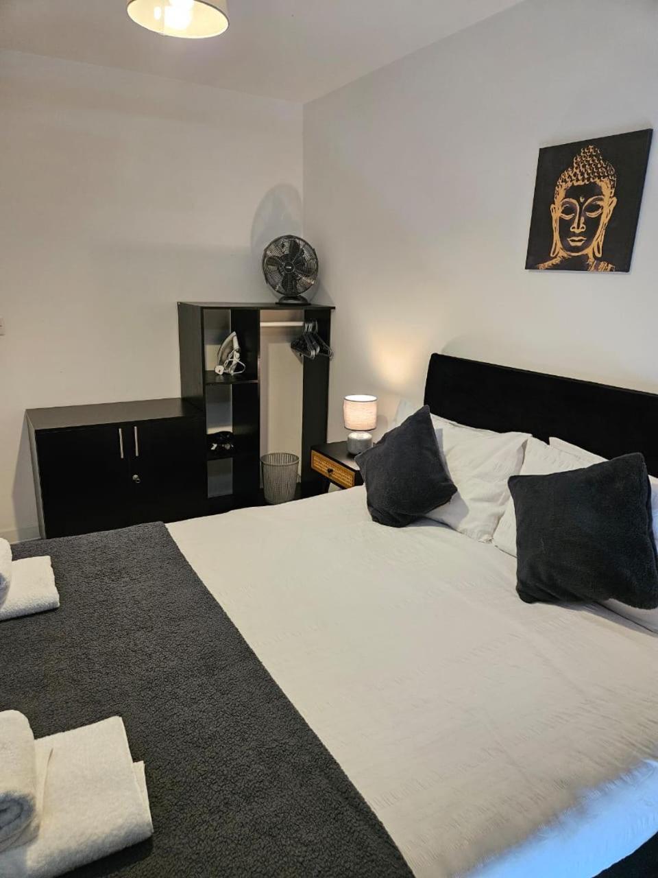 Liverpool Holiday Home Екстер'єр фото